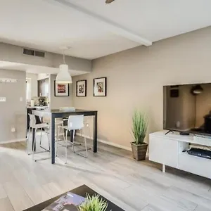  Apartment Old Town 2 Bedroom Gem!